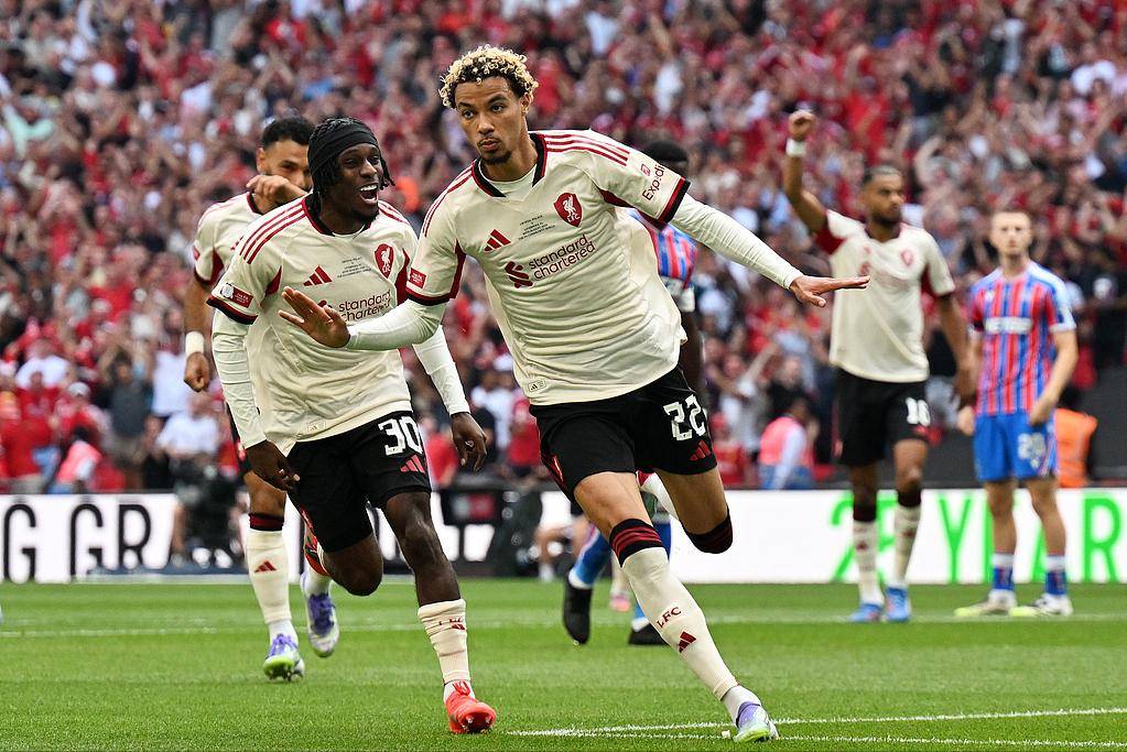 包含尤文图斯赛前刷新队史纪录，志在社区盾名次提升，赛场秩序良好，赛程密集仍需轮换的词条