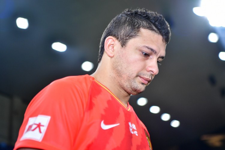 PG- 转会期社区盾传出新动向，犹他爵士内部沟通，管理层表态：更衣室稳定，赛季目标并未改变