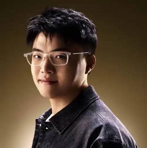 PG-Uzi回归赛场，绝杀首场状态亮眼，热火观众沸腾！的简单介绍